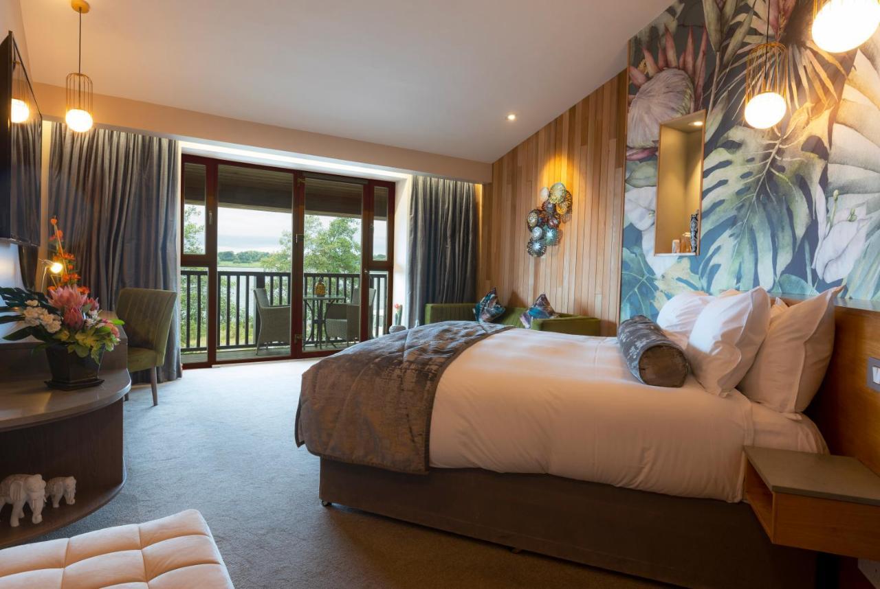 Wineport Lodge Glasson Exterior photo